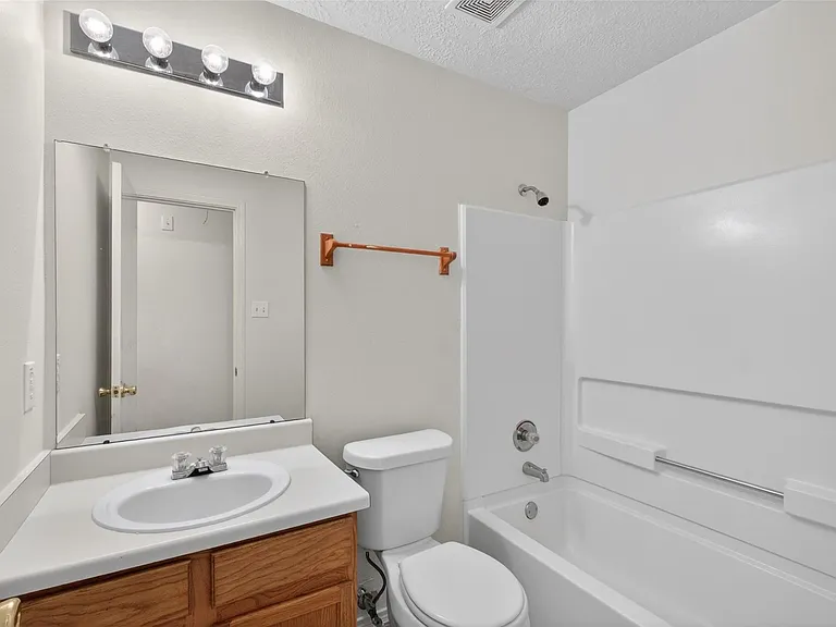 1208 Cambay Dr — Photo 22