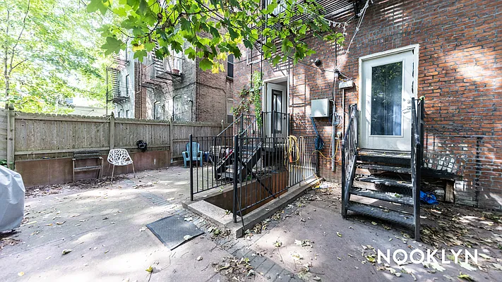 Rented by Nooklyn NYC LLC | media 8