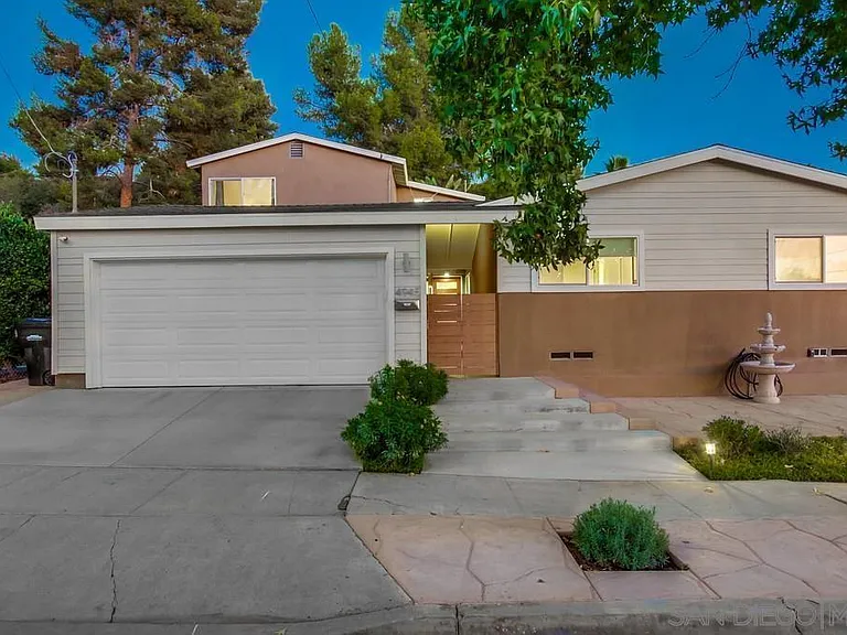 4945 Tierra Baja Way — Photo 2
