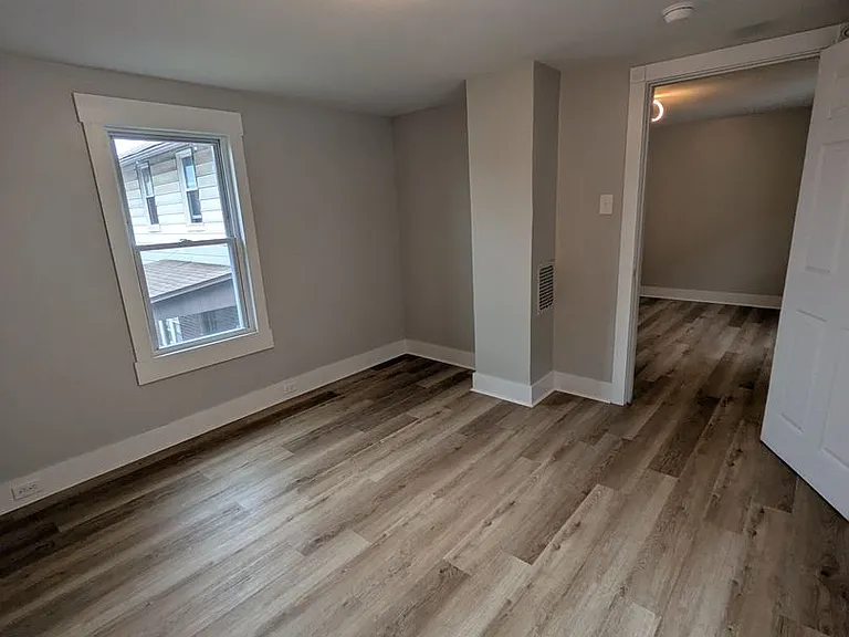 7526 Dickson St — Photo 21