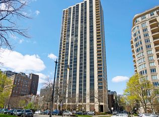 2500 N Lakeview Ave APT 3002, Chicago, IL 60614