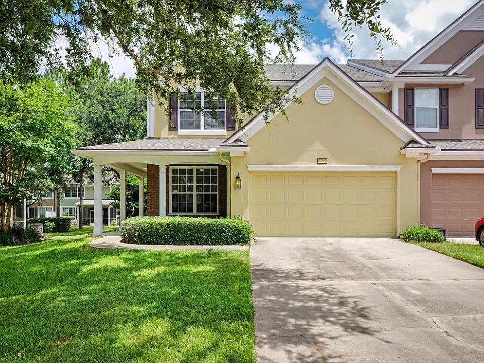 6495 Yellow Leaf Ct