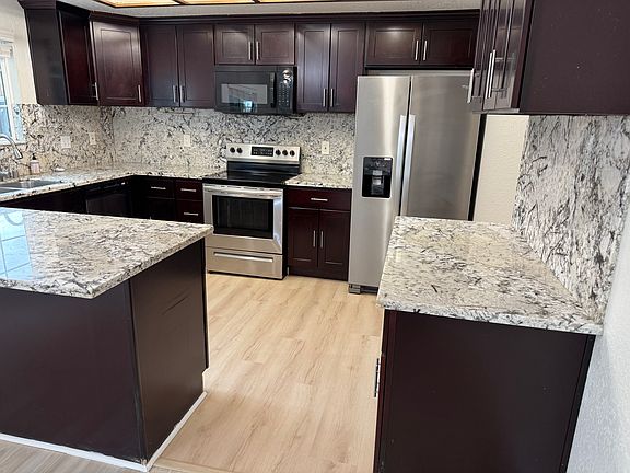 5th image of 2023 Estate View Way