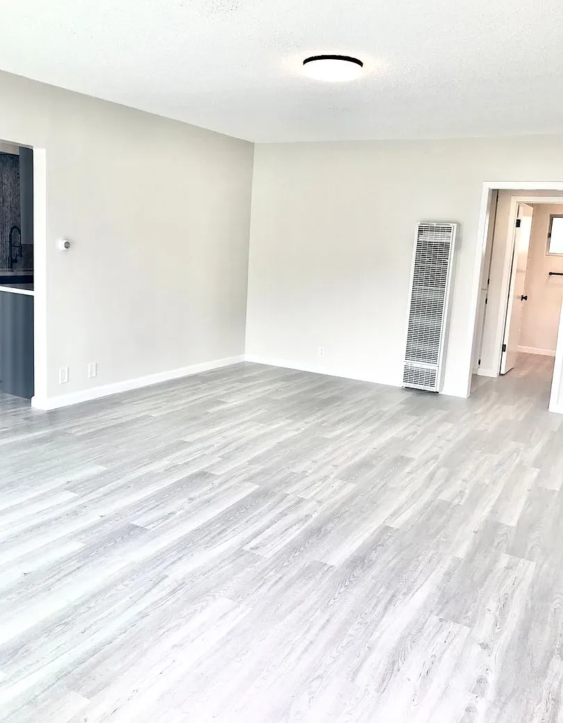 817 Edgewood Street — Photo 2