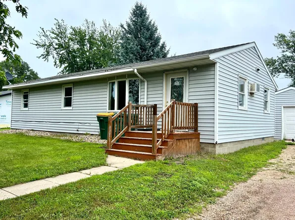 632 Paul Bunyan St, Ortonville, MN 56278