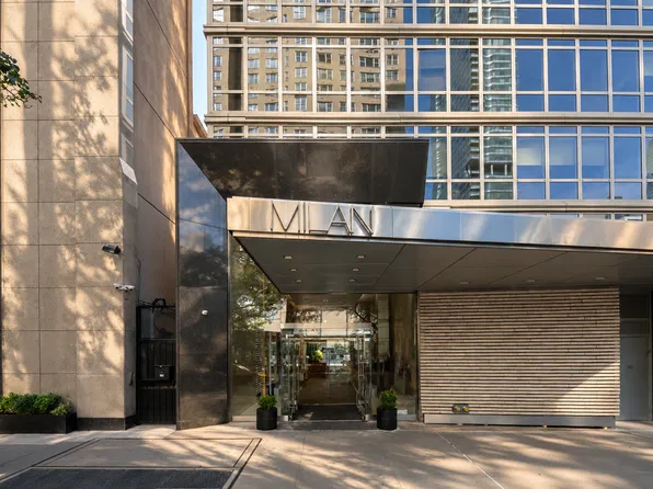 300 East 55th Street image 1 of 18