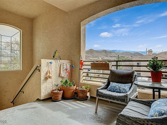 4th image of 114 Harbor View Dr #0