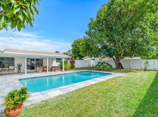 4586 Ellwood Dr, Delray Beach, FL 33445