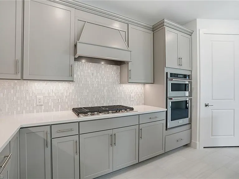 2148 Sequoia Ct — Photo 9