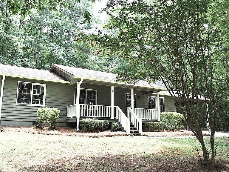 Street View 595 Holly Lane