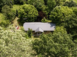 5945 Dewey Carr Rd, Bethpage, TN 37022
