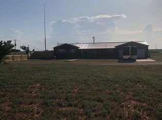 1339 Us Highway 82, Plains, TX 79355