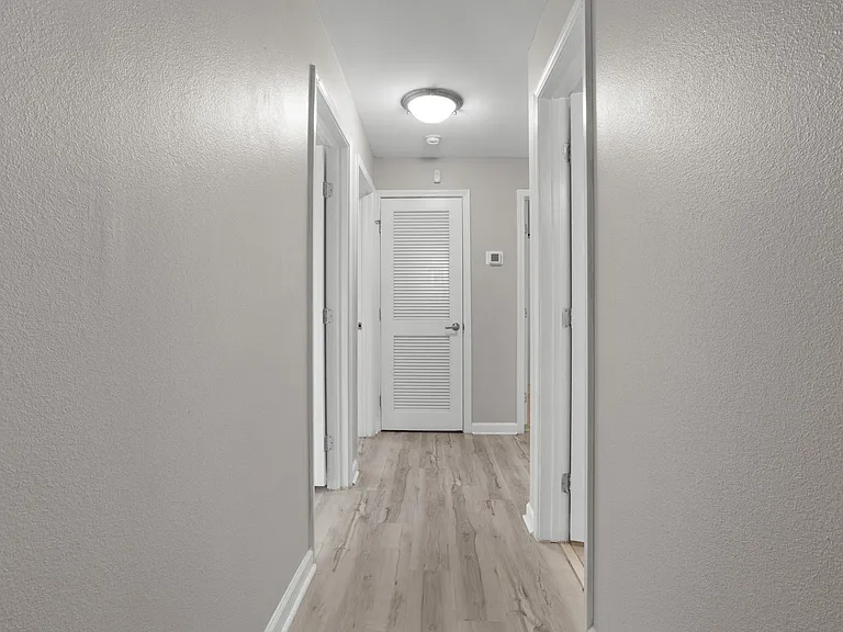 2421 Beachview Dr #H06 — Photo 17