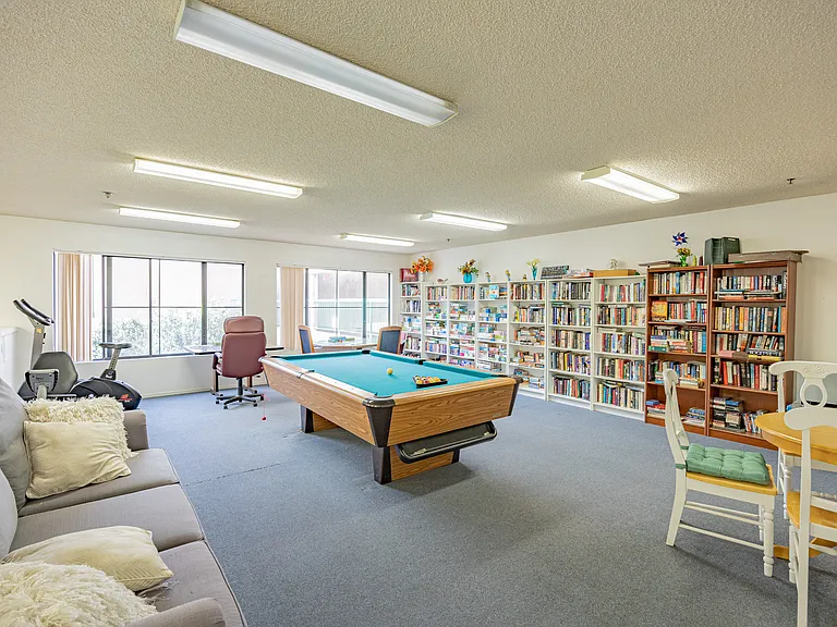 22815 Market St #110 — Photo 16