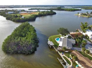 1355 Phyllis Dr, Merritt Island, FL 32952