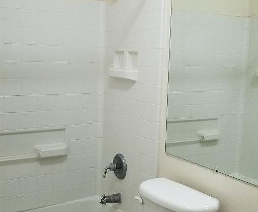 3rd image of 537 S Delaware Dr Unit 109