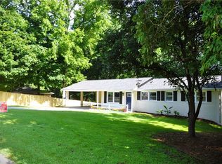 136 Rosewood Dr, Dallas, GA 30132