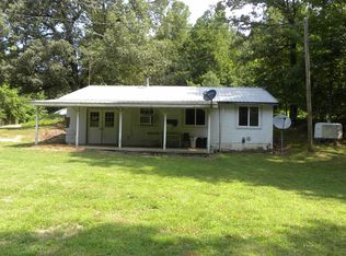 459 Bass Bay Rd, Big Sandy, TN 38221