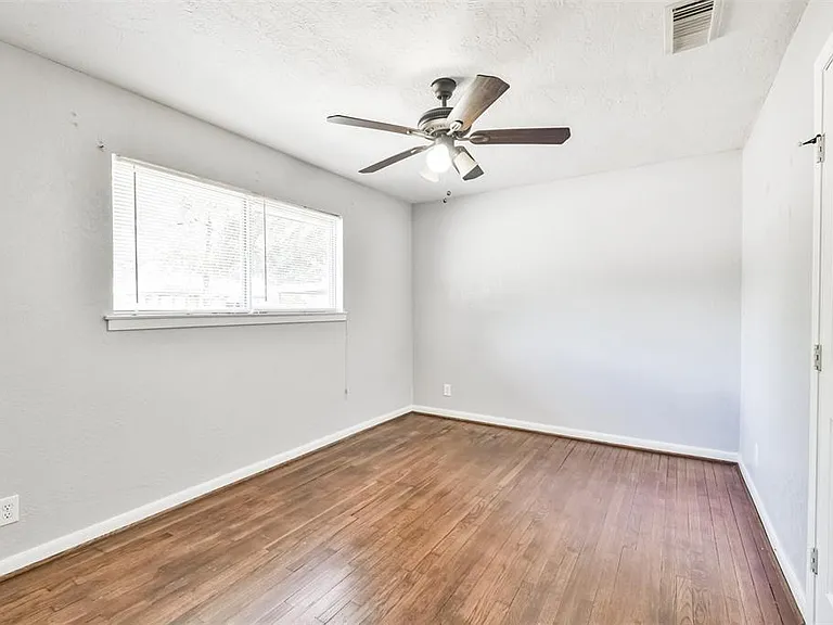 7106 Pinetex Dr — Photo 29