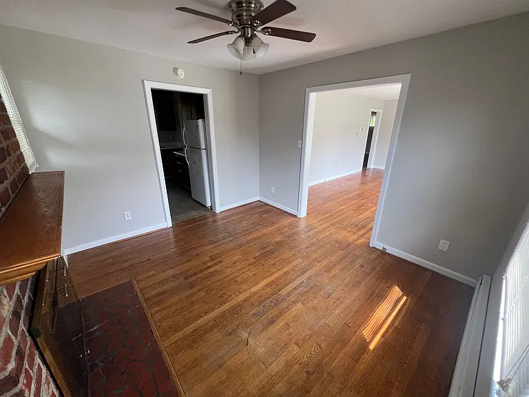8206 Adrian Dr — Photo 11