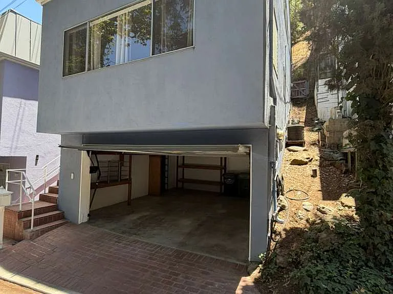 8572 Wonderland Ave — Photo 8
