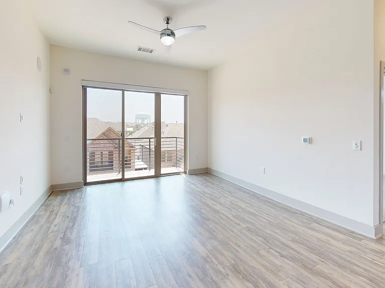 The Flats at Palisades — Photo 96