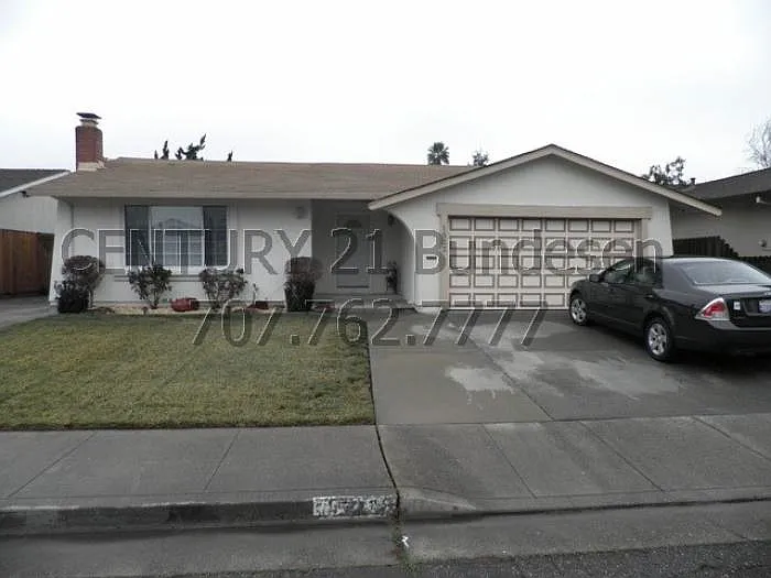 1533 Trellis Ln photo 1