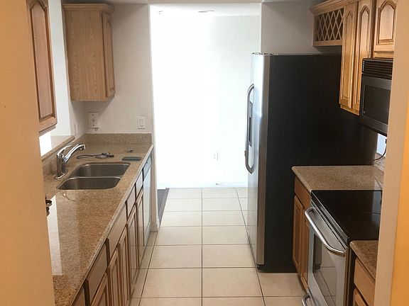 5th image of 4242 NW 2nd St APT 909
