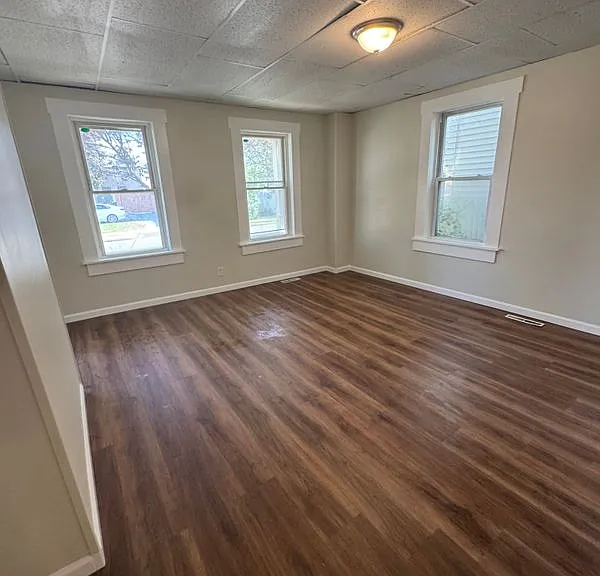64 New Bridge St #1 — Photo 5