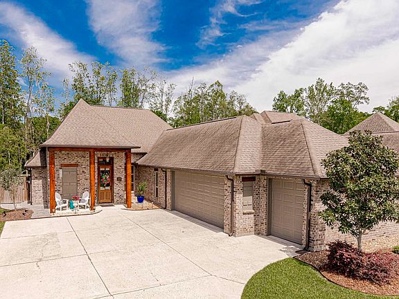 3rd image of 37398 Cypress Hollow Ave