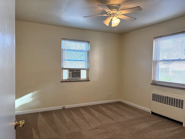 6910 Murray Ave — Photo 9