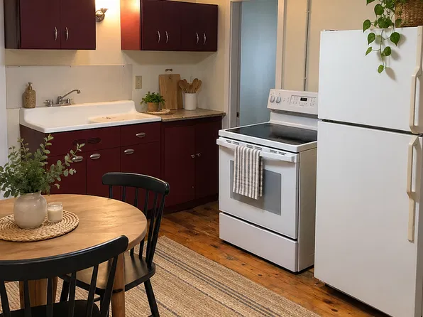 78 South Street LLC, 78 South St #202, Biddeford, ME 04005