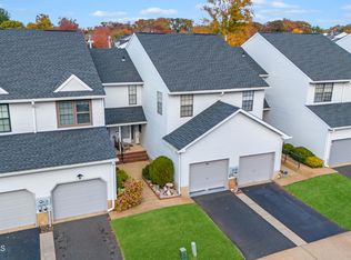 83 Chestnut Way, Manalapan, NJ 07726