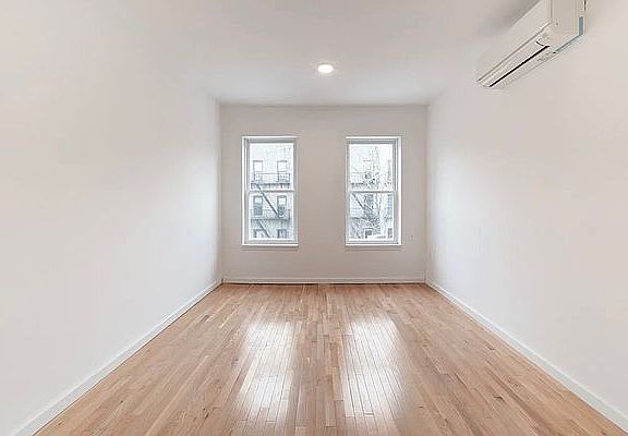3rd image of 1044 Flatbush Ave #3
