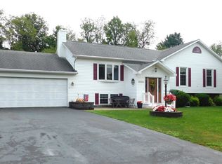 8309 Greenview Dr, Rome, NY 13440