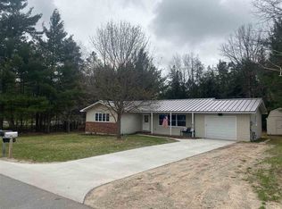 414 Hannah St, Roscommon, MI 48653