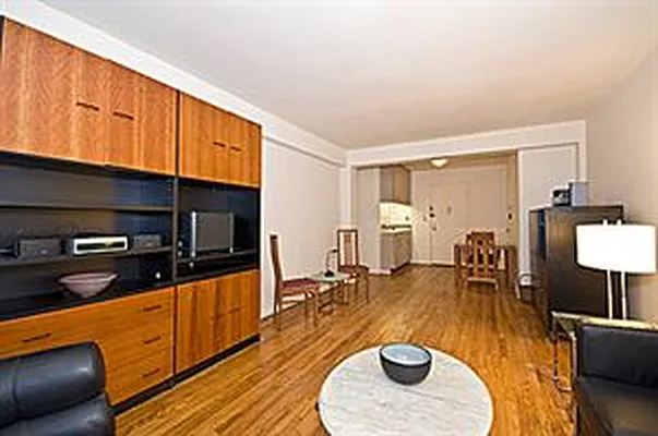 Sold by Douglas Elliman | media 23