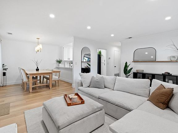 4th image of 5688 Makati Cir APT B