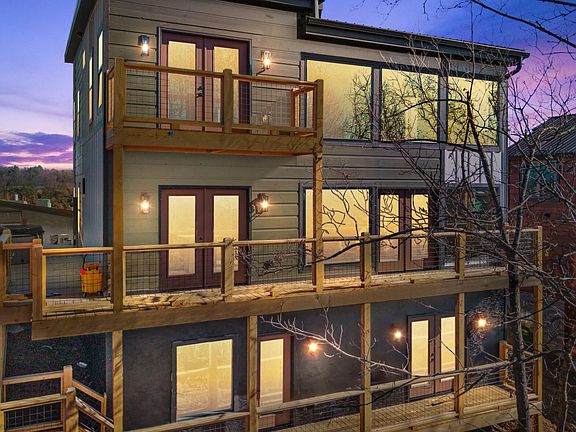 2nd image of 1568 Rainbow Ridge Way