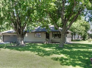 820 Country Club Dr SW, Melrose, MN 56352