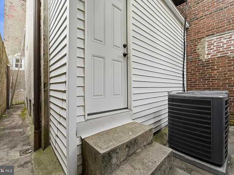 1931 W Passyunk Ave #1 — Photo 16