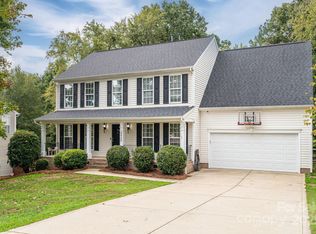 4920 Summerside Dr, Lake Wylie, SC 29710