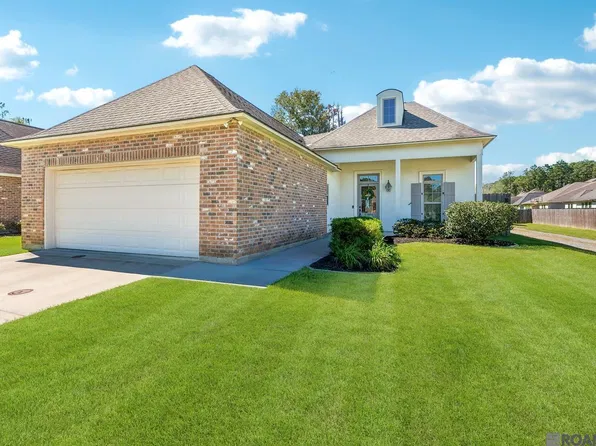 27955 Meadow Hill Ln, Denham Springs, LA 70726