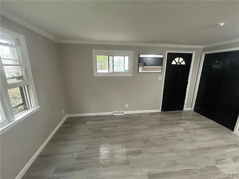 273 N Collingwood Ave — Photo 6
