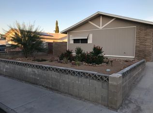 701 Bloomingfield Ln, Las Vegas, NV 89145