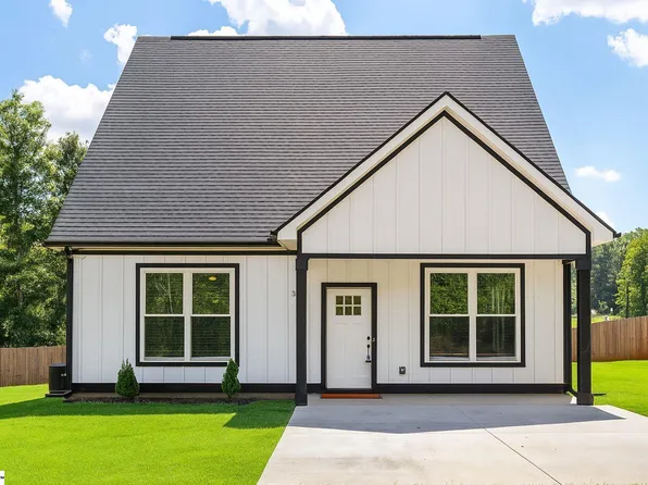 202 Apple Orchard Dr, Greenville, SC 29605