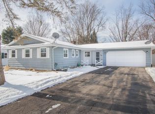 1229 Highgate Rd, Kalamazoo, MI 49006