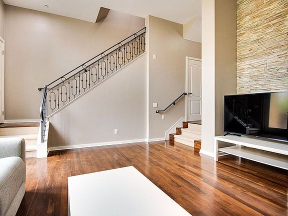 2nd image of 5412 W 149th Pl Unit 4