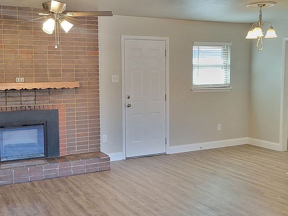 2nd image of 1013-1019 Cameo St #1015