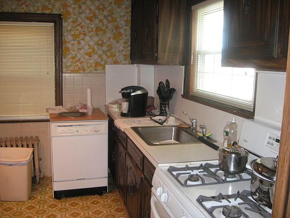 5th image of 422-424 Franklin Ave